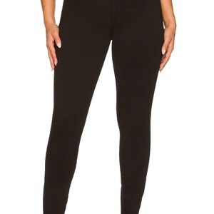 Black Skinny Jeans